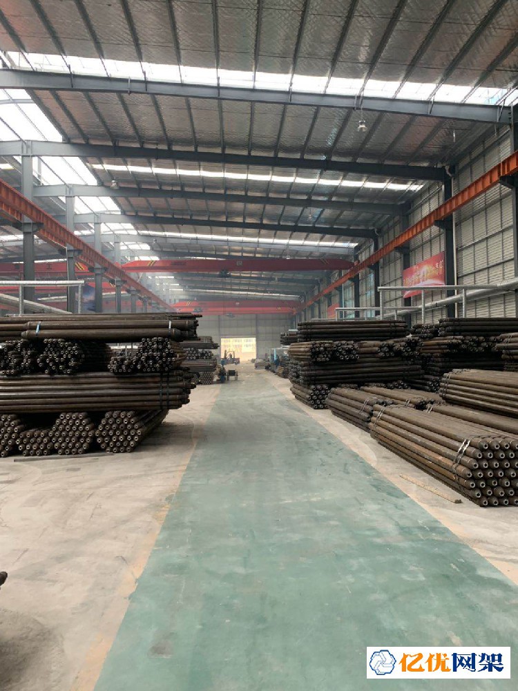 桦甸网架配件加工车间